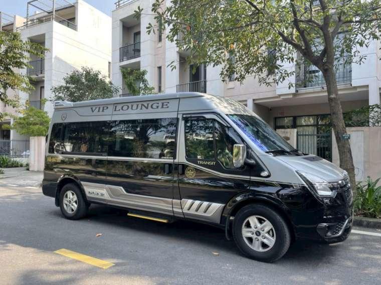 Xe Hạ Long Travel 8